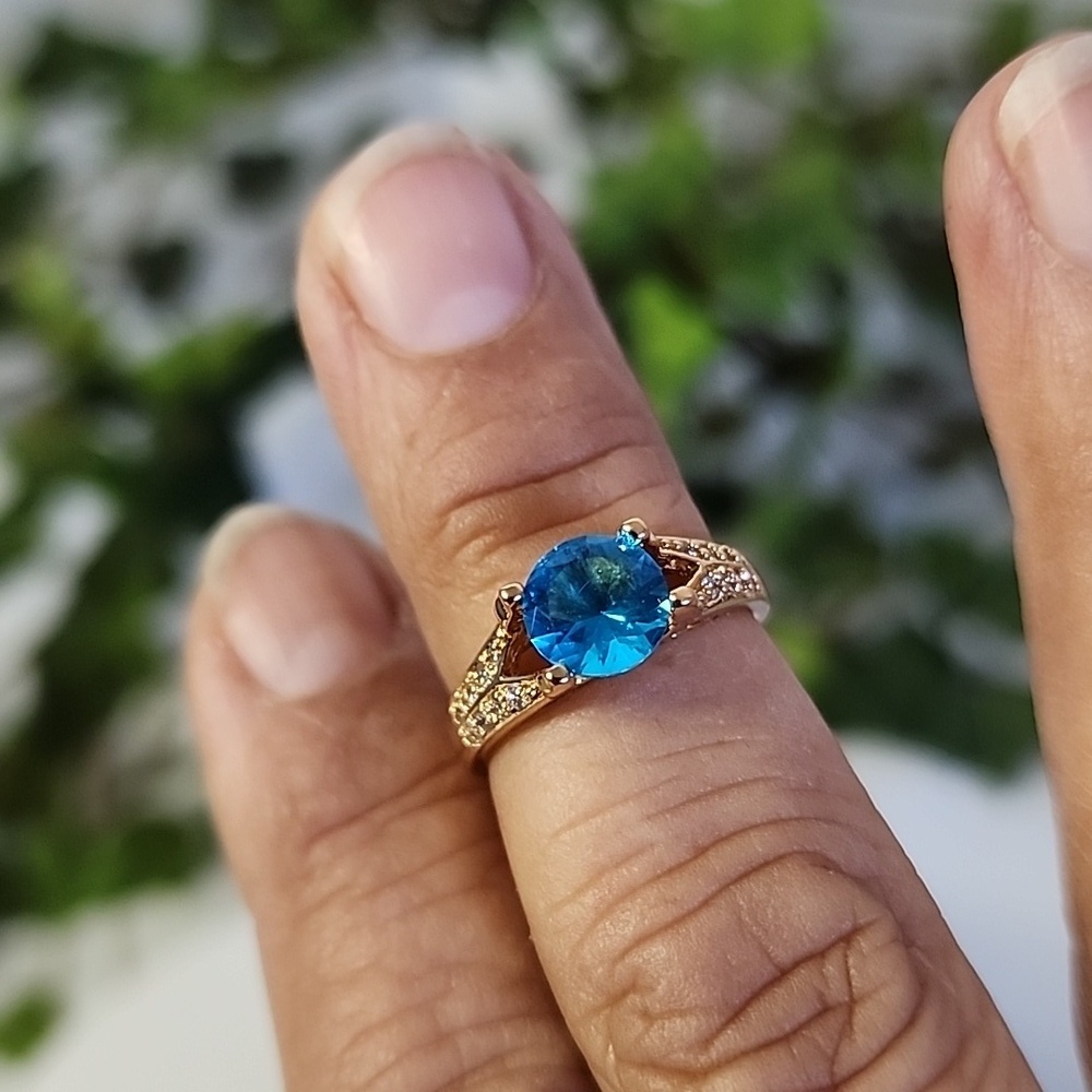 Gold Filled Ring with Simulated Blue Topaz Stone - Picture 8 of 10